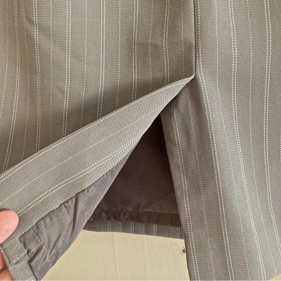 HALSTON vintage green 2-piece skirt and suede vest suit set - Picture 6 of 12